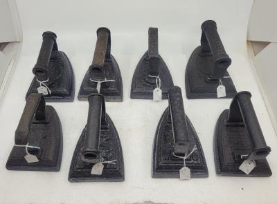 Sad Clothes Iron - flat base