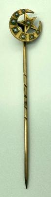 Ottoman gold and seed pearl stick pin in form of crescent and star