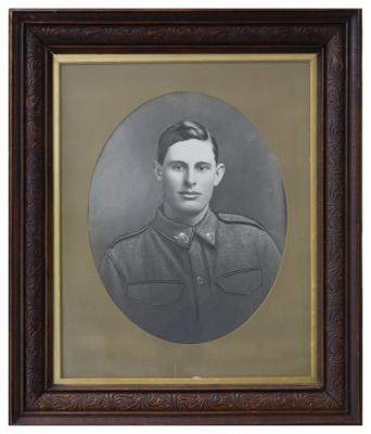 World war 1 - Studio Portrait - Currently Unidentified