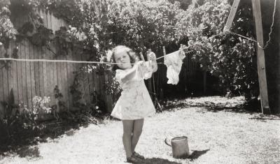 Ray Cullen Pegging Out Washing