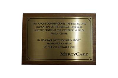 Plaque - Heritage Trail 2001