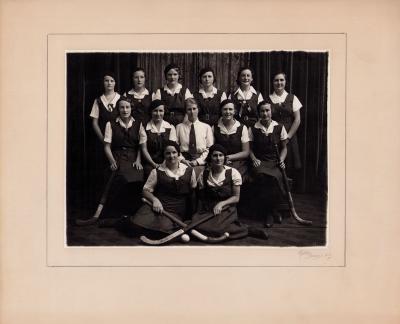 Girls Hockey Team 1935