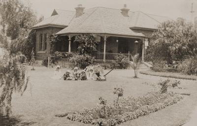 5 Goldsworthy Road, Claremont