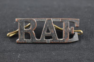 Royal Australian Engineers Brass Shoulder Title