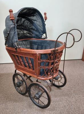 Doll's Pram