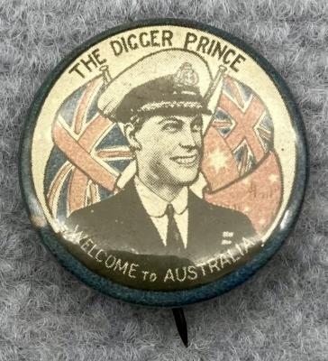 Souvenir button welcoming 'The Digger Prince' to Australia