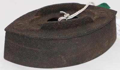 Iron, Mrs Potts Sad Type Cast Iron