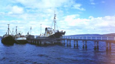 Whaling Chaser at Albany jetty. Ship's name not visible. Possibly Cheynes IV.