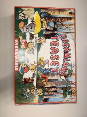 23 Piece Dreamland Teaset