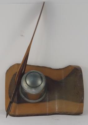 Ink Desk Stand and Ink Writing Pen