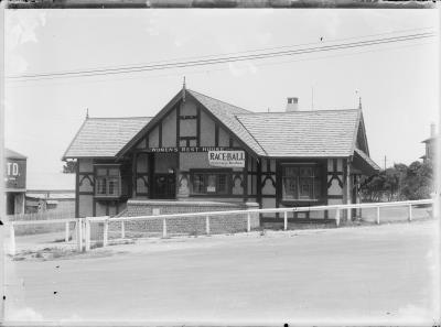 WOMENS REST HOUSE, ALBANY, C1930