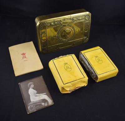 First World War Princess Mary 1914 Christmas Brass Tin Unpacked