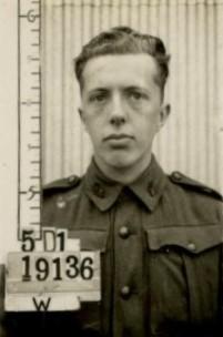 World War 2, Western Australia, Rottnest Island AIF Enlistment, W19136 to WX31123 HUGGINS, 1942