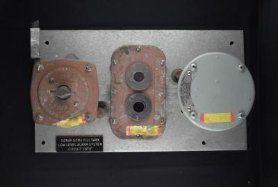 HMAS Perth II 'Sonar Dome Fill Tank' Gauge