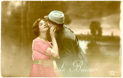 First World War Postcard ‘Le Baiser’ sent from Pte. Edward Charles MOUCHEMORE, 6351