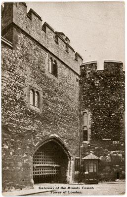 First World War Postcard ‘Gateway of the Bloody Tower’ sent from Pte. Edward Charles MOUCHEMORE, 6351