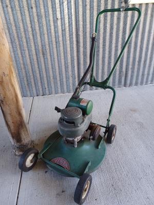 Lawnmower - Victa 125