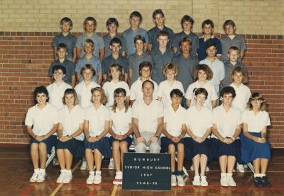 BSHS Class Photograph - Year 9R 1987