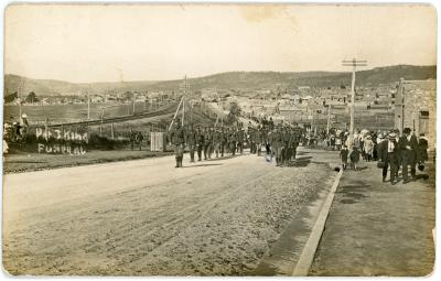 Funeral procession of Pte. Joseph KING in Lithgow NSW.