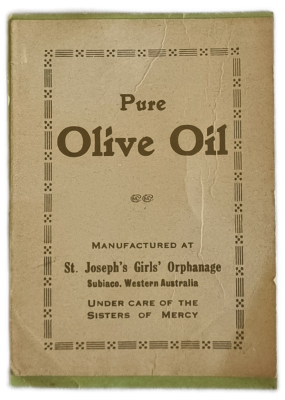 26-260 Pure Olive Oil Label photo without background. 