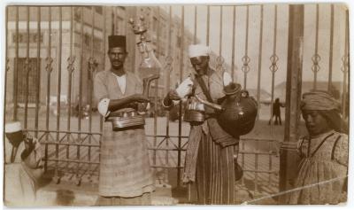 First World War Photograph of Egyptian Men Selling Lemonade, Cairo