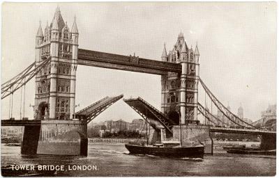 First World War Postcard ‘Tower Bridge London’ sent from Pte. Edward Charles MOUCHEMORE, 6351