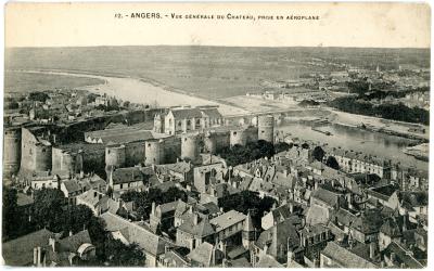 First World War Postcard 'Vue Generale du Chateau' sent from Pte. Edward Charles MOUCHEMORE, 6351