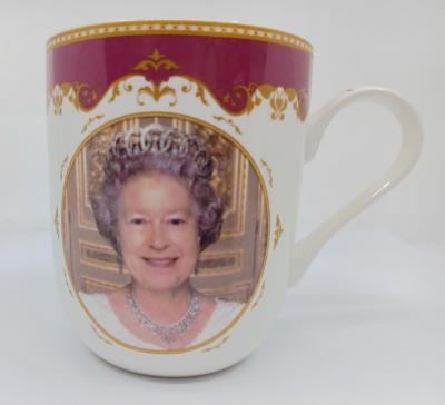 Souvenir - Queen Elizabeth II Diamond Jubilee 2012 mug