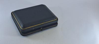 case with 4 teaspoons