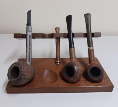 Multiple Smoking Pipe Rack (wooden)