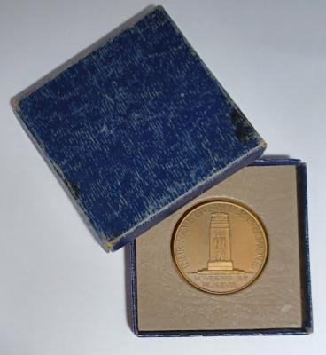 Memorial Medal - Armistice Day 1928