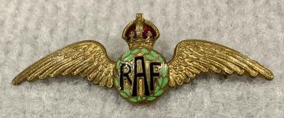 Royal Air Force gold tone and enamel sweetheart brooch - 7