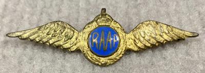 Royal Australian Air Force 9 carat gold, silver lined blue enamel sweetheart brooch