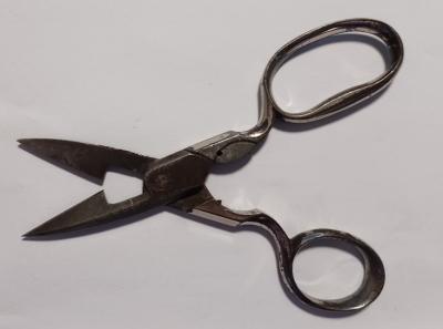 Needlework - Button Hole Scissors