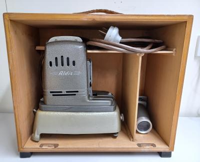 Slide Projector - "Aldis 500"