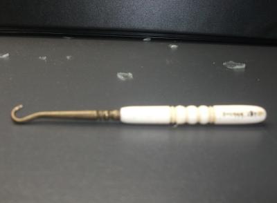 SCRIMSHAW (BUTTON HOOK)