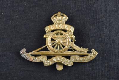 Royal Australian Artillery Brass Hat Badge as issued to Charles Frederick JACKMAN, W17457