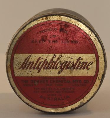 Antiphlogistine Tin