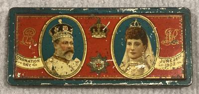 Souvenir chocolate tin - Coronation of King Edward VII and Queen Alexandra (1902)
