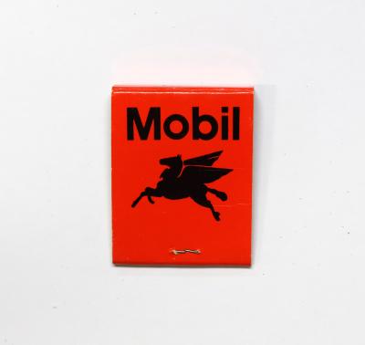 Matchbook, rectangle, red, Chic'n Inn