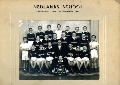 NEDLANDS SCHOOL FOOTBALL TEAM 1941