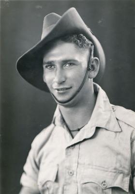 World War 2, Australia, HALL, 2/28 Battalion, 1940