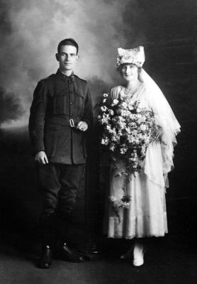 1919 Photograph of William 'Bill' Hobson's OSC1907 wedding to Vickie Hamel