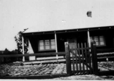 HOUSE, GRAYLANDS RD, 49