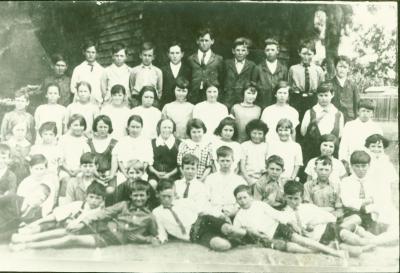 DUKE STREET SCHOOL STUDENTS, EARLY 20TH CENTURY