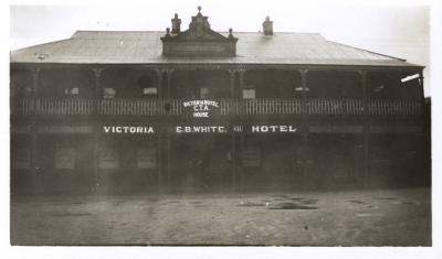 VICTORIA HOTEL, TOODYAY 1920/30