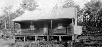 House at Colin Mowdays farm "Glenkarri"