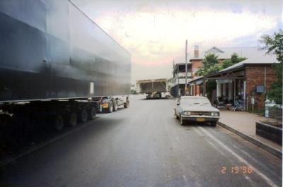 14/9/1995 Warren Road - Moving container for "Beenup" mine