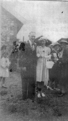 Irene Doe & Cyril Okle October 1939 - Nannup Methodist Church