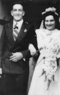 Roy & Rhoda Rowe married September 20th 1947 at Scots Church Fremantle